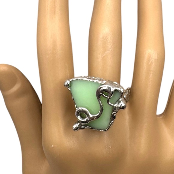 Artisan Crafted Broken China Rings Made from Fragments of Various  Vintage China - Picture 5 of 15